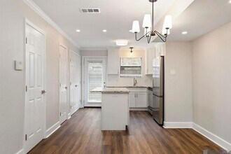 9506 Jefferson Hwy in Baton Rouge, LA - Foto de edificio - Building Photo