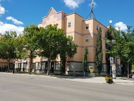 8920 118 Av NW in Edmonton, AB - Building Photo