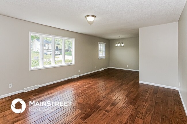 property at 2609 S 16th Terrace