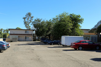 1043 S Sunshine Ave in El Cajon, CA - Building Photo - Building Photo