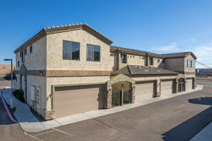 Papago Vista Townhomes in Phoenix, AZ - Building Photo