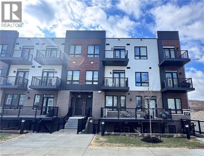 40 Palace St in Kitchener, ON - Building Photo - Building Photo