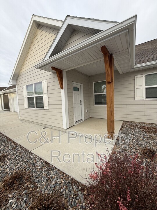 1417 Harmony Ct in Billings, MT - Building Photo