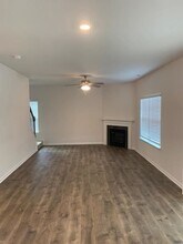 4410 Marthas Vlg Ln in Ayden, NC - Building Photo - Building Photo