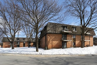 The Arbors of Buffalo Grove in Buffalo Grove, IL - Foto de edificio - Building Photo