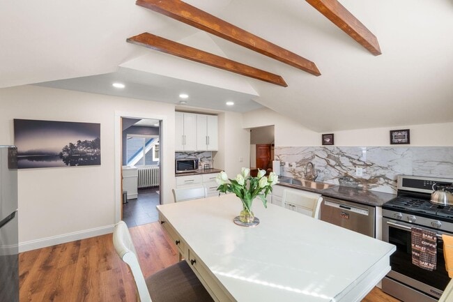 property at 2707 Garfield Ave