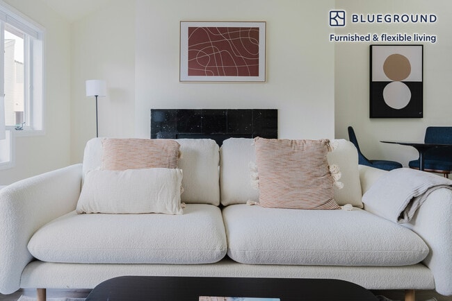 345 Sheridan Ave in Palo Alto, CA - Building Photo - Building Photo