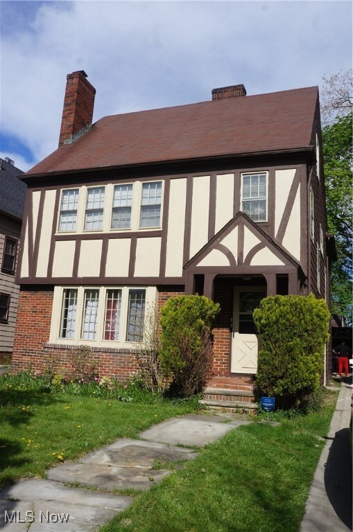 property at 3471 Avalon Rd