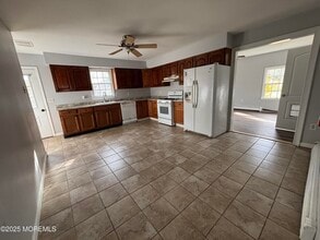 1005 Beach Blvd in Forked River, NJ - Building Photo - Building Photo