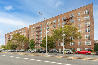 3901 Nostrand Ave in Brooklyn, NY - Building Photo - Building Photo