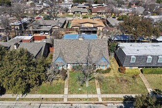 13317 Southview Ln in Dallas, TX - Building Photo - Building Photo