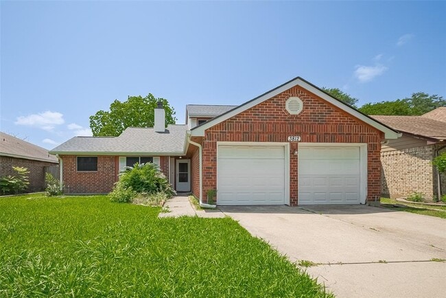 3812 Redbud Dr