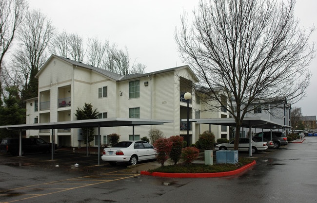 McKenna Estates in Eugene, OR - Foto de edificio - Building Photo