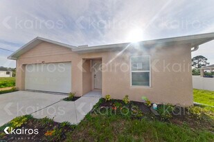 3024 NE 1st Ave in Cape Coral, FL - Building Photo