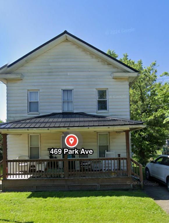 property at 469 Park Ave