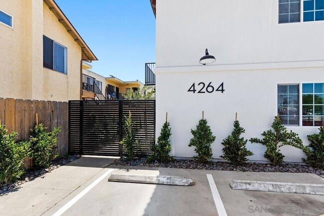 4265 42nd St, Unit 5 in San Diego, CA - Building Photo - Building Photo