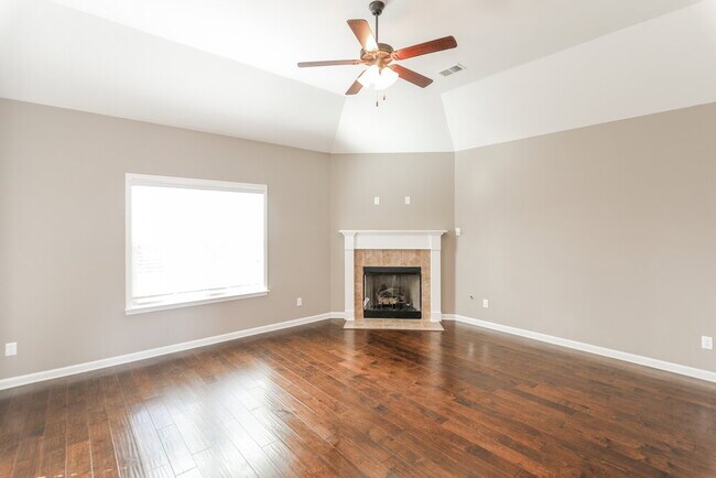 5477 Riverstone Dr in Memphis, TN - Building Photo - Building Photo