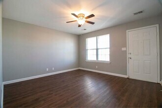 1125 Keith Ave in Oak Grove, KY - Building Photo - Building Photo