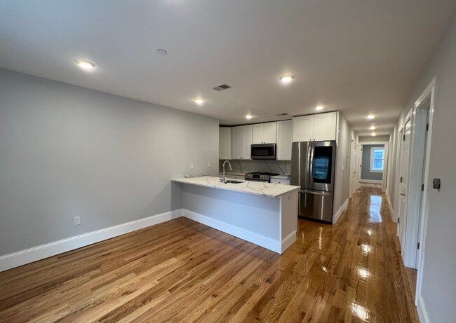 158 Morrison Ave, Unit 2