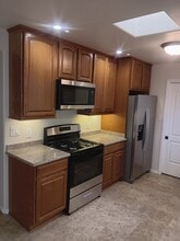 7341 Newlin Ave in Whittier, CA - Foto de edificio - Building Photo