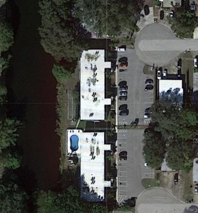 3322 Camelot Dr in Largo, FL - Building Photo