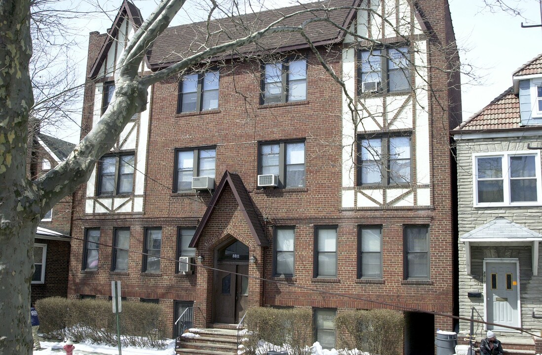 8811 2nd Ave in North Bergen, NJ - Building Photo