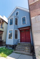 1431 W Belmont Ave in Chicago, IL - Building Photo