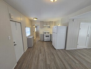 2013 Palm St in St. Cloud, FL - Building Photo - Building Photo