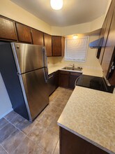 1214 E 3rd St in Moscow, ID - Foto de edificio - Building Photo