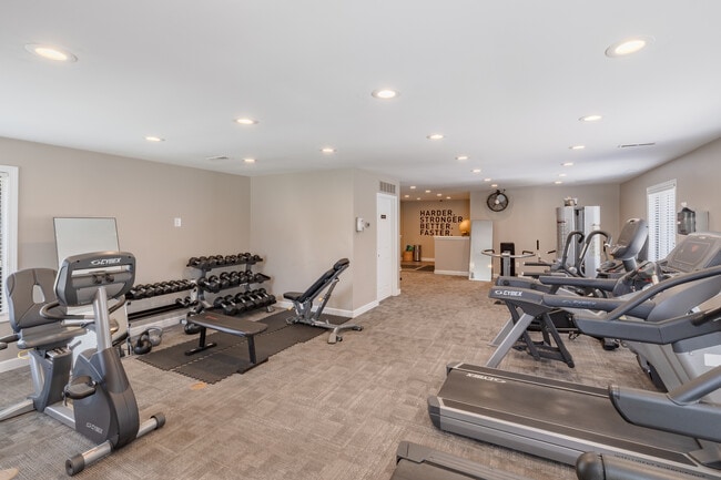 Pine Ridge Apartments in Rochester Hills, MI - Building Photo - Interior Photo