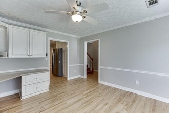 1813 Rambling Woods Dr NW in Lawrenceville, GA - Building Photo - Building Photo