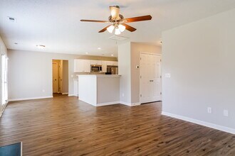 5008 Marathon Ln in Raleigh, NC - Building Photo - Building Photo