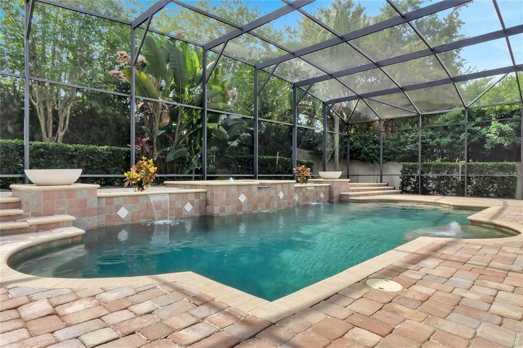 2884 Majestic Isle Dr in Clermont, FL - Building Photo