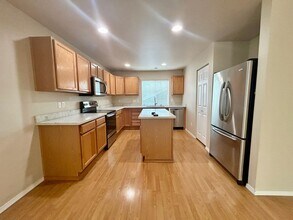 9117 229th Pl NE in Redmond, WA - Building Photo - Building Photo
