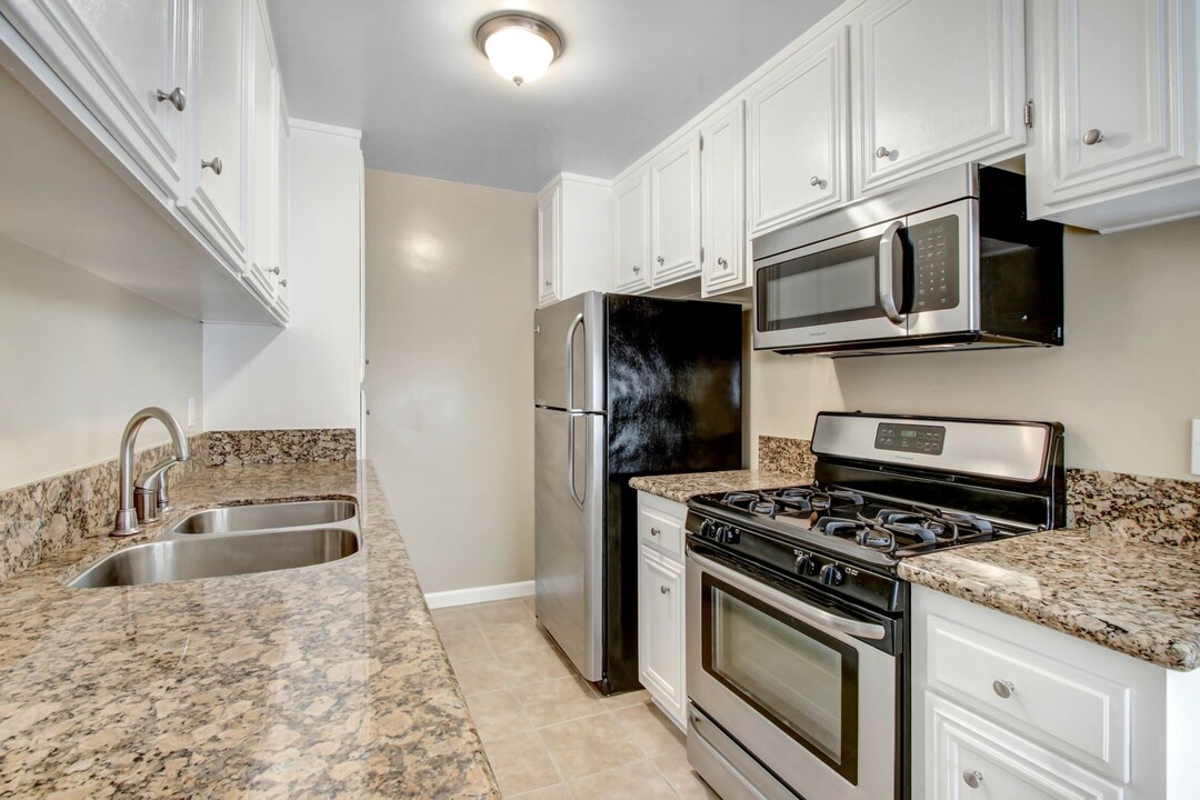 1234 Wellesley Ave in Los Angeles, CA - Building Photo