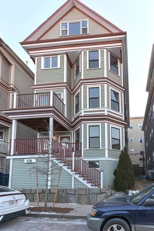 property at 176 Hillside St