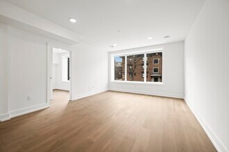525 Jackson St in Hoboken, NJ - Building Photo - Building Photo