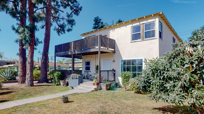 1253 Del Rey Ave in Pasadena, CA - Building Photo - Building Photo