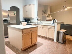 4405 S Summercrest Loop in Round Rock, TX - Building Photo - Building Photo