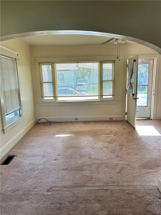 970 Scio St in Elmira, NY - Building Photo - Building Photo