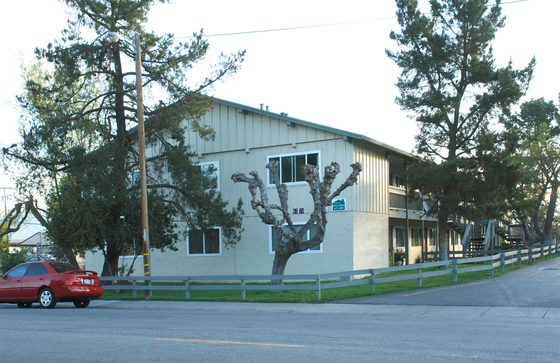 8150-8170 Church St in Gilroy, CA - Building Photo