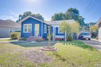 2303 N 20th Ave in Pensacola, FL - Building Photo - Building Photo