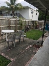 1021 NE 17th Ave in Fort Lauderdale, FL - Building Photo - Building Photo