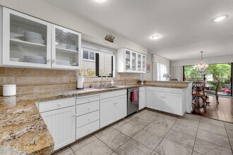 4953 Lakeridge Terrace W in Reno, NV - Building Photo - Building Photo