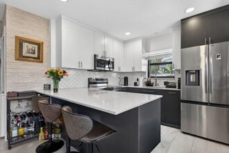 1501 NE 7th Ave in Fort Lauderdale, FL - Foto de edificio - Building Photo