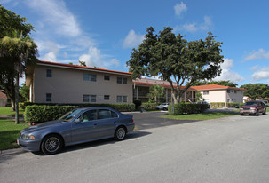 10120 NW 36 St Apartments