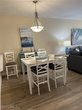 3245 Cypress Glen Way in Naples, FL - Foto de edificio - Building Photo