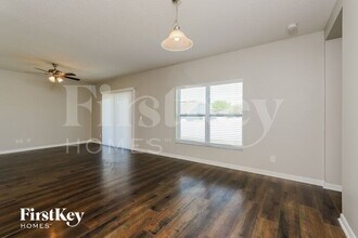 279 Whispering Pines Way in Davenport, FL - Building Photo - Building Photo