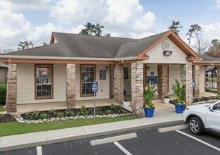 La Caliza in Houston, TX - Building Photo - Building Photo