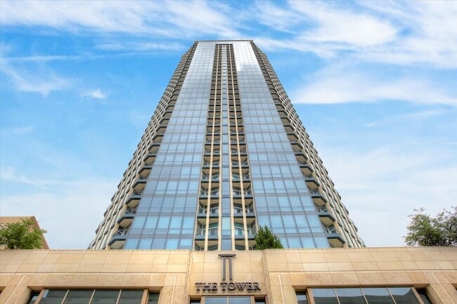 500 Throckmorton St, Unit 2311 in Fort Worth, TX - Building Photo - Building Photo